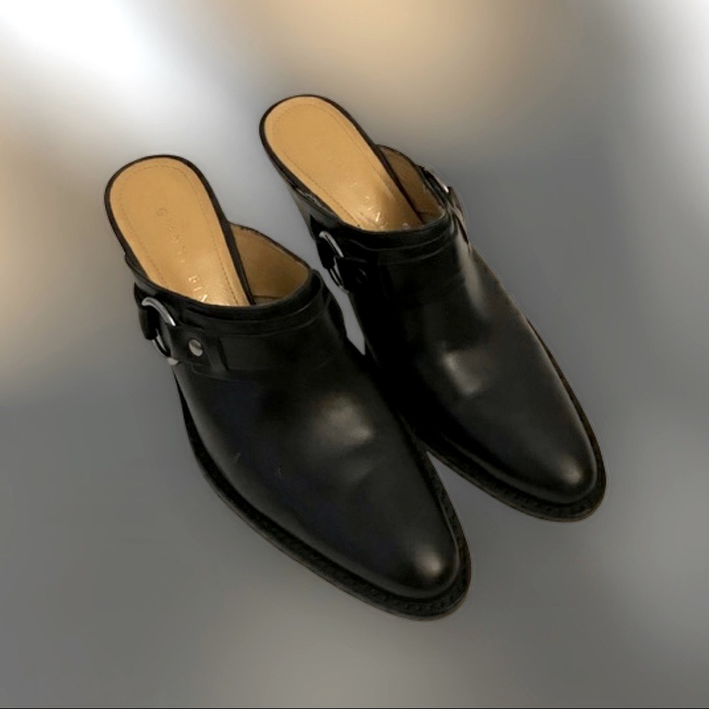 Gianni Bini Black Leather Slip-on Heels - GUC! - Picture 3 of 16